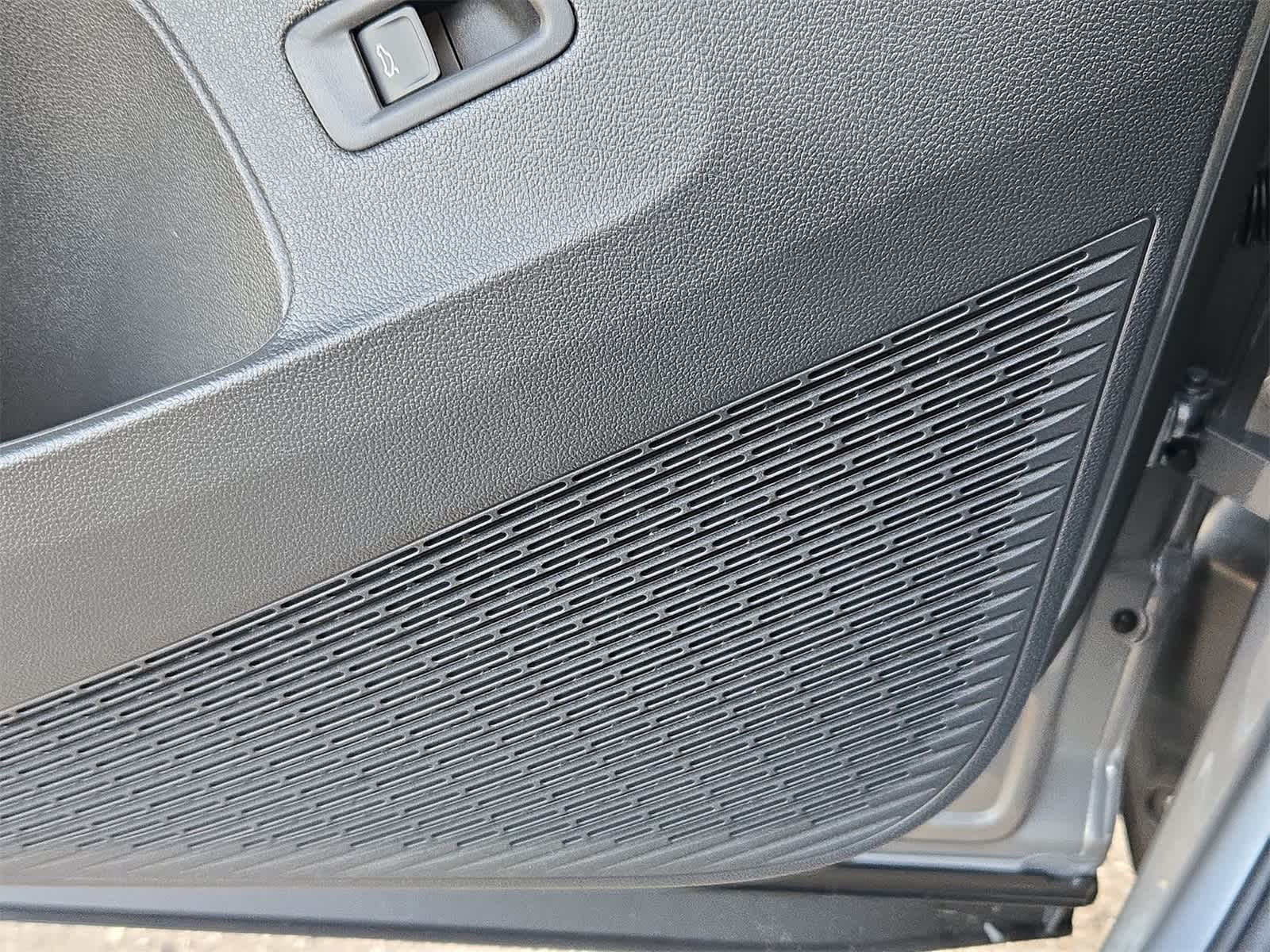 2026 Volkswagen Atlas Cross Sport 2.0T SE con tecnología