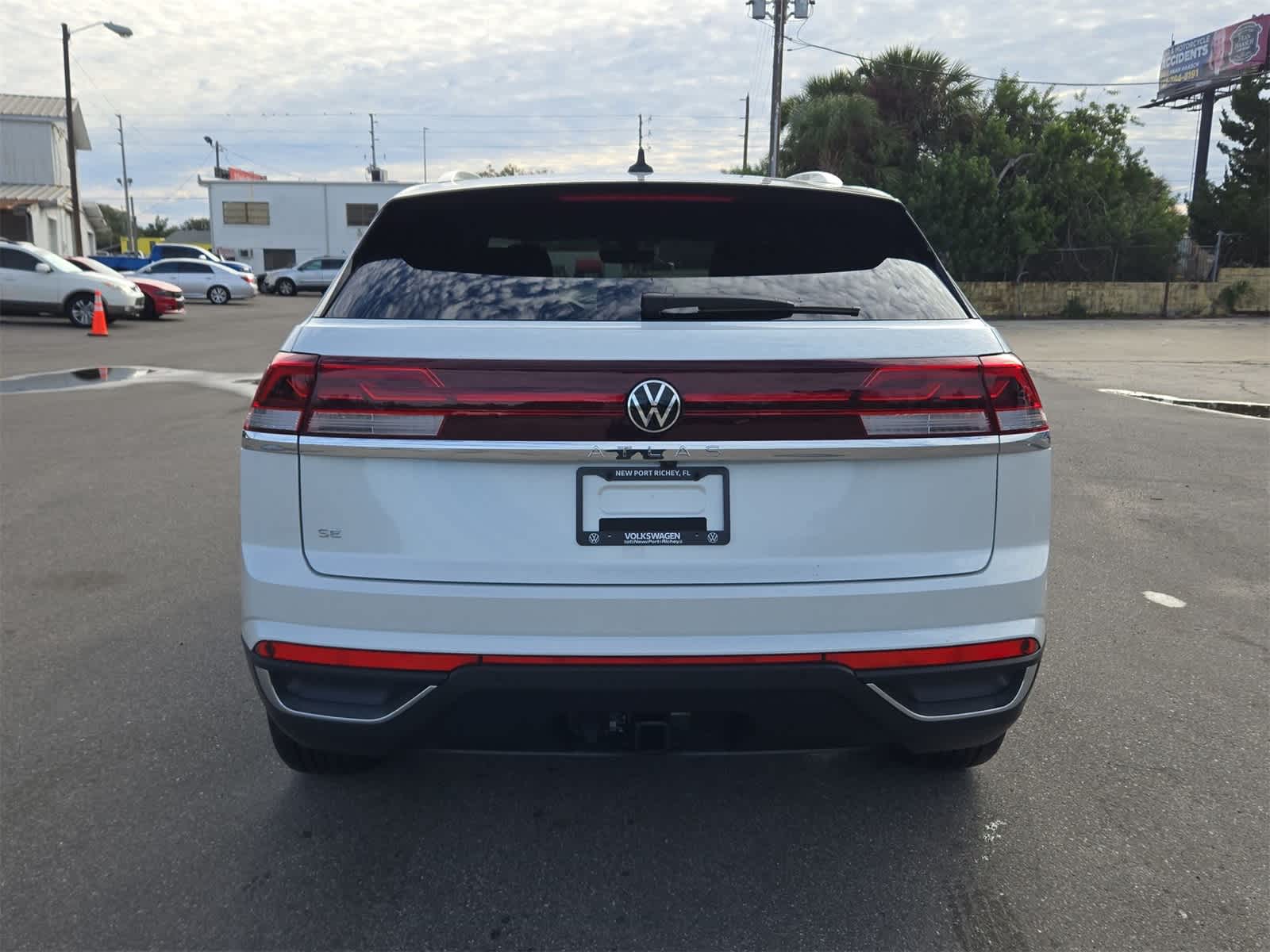 2026 Volkswagen Atlas Cross Sport 2.0T SE con tecnología