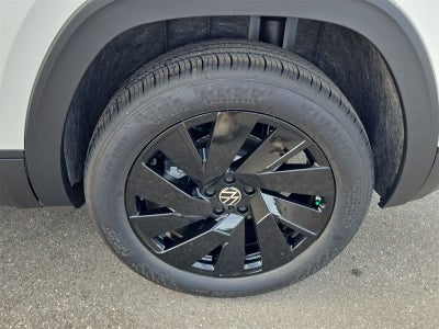 2026 Volkswagen Atlas Cross Sport 2.0T SE con tecnología