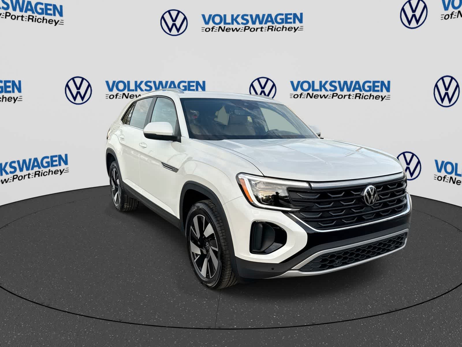 2026 Volkswagen Atlas Cross Sport 2.0T SE con tecnología
