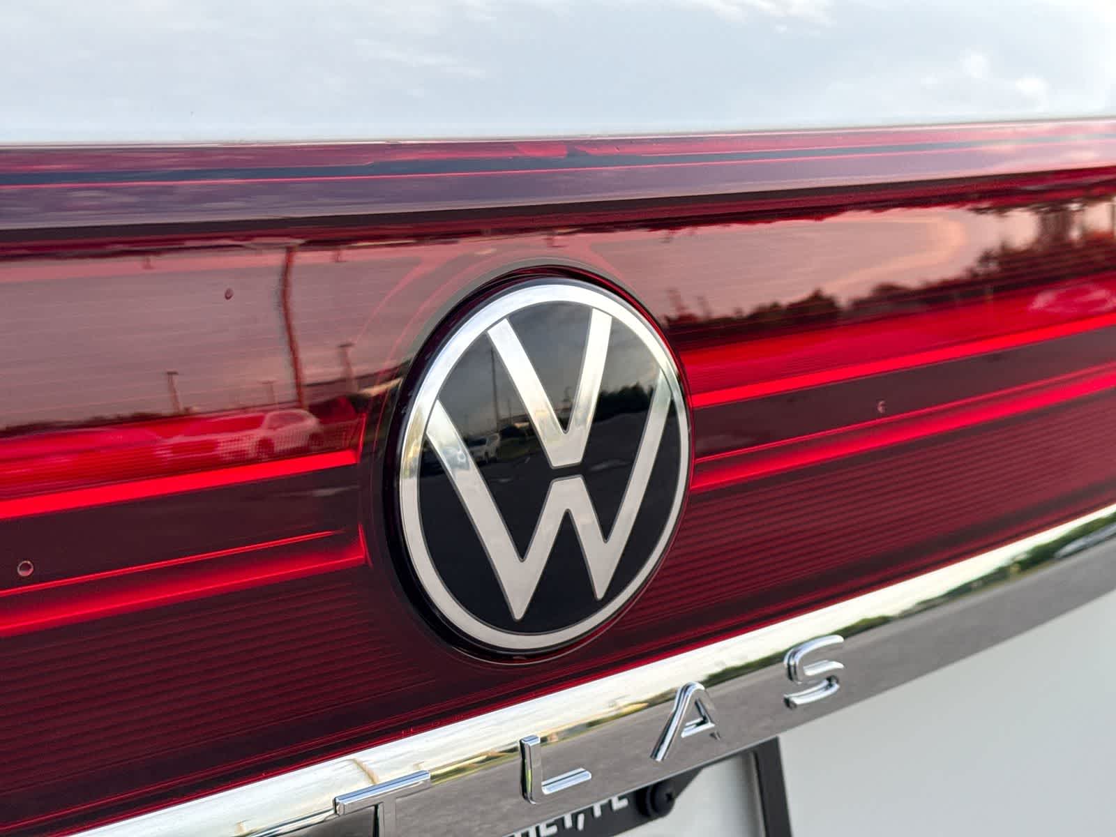 2026 Volkswagen Atlas Cross Sport 2.0T SE con tecnología