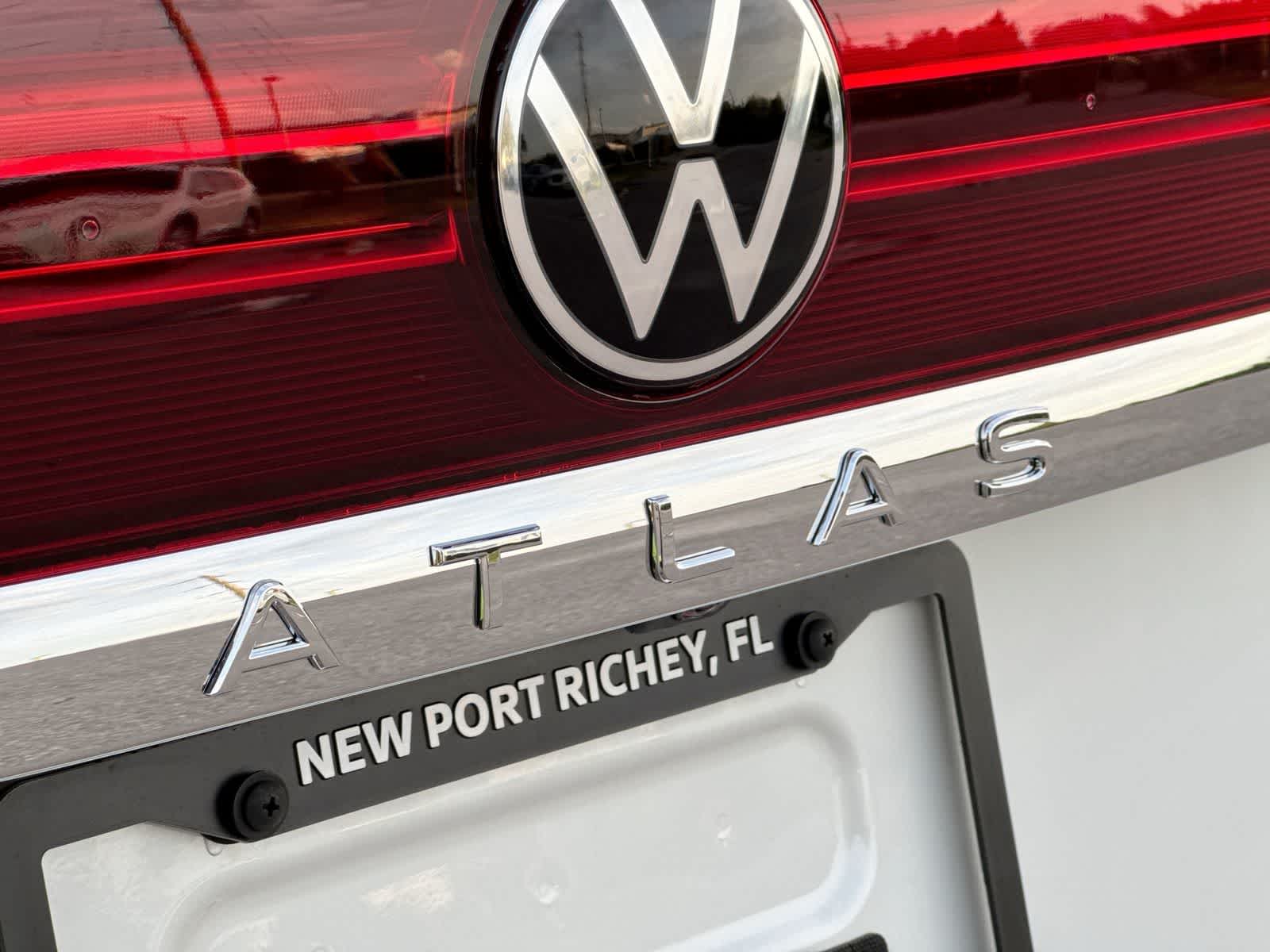 2026 Volkswagen Atlas Cross Sport 2.0T SE con tecnología