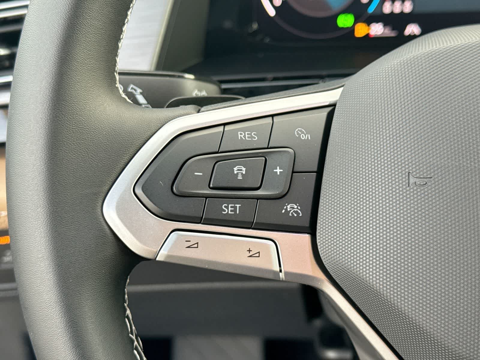2026 Volkswagen Atlas Cross Sport 2.0T SE con tecnología
