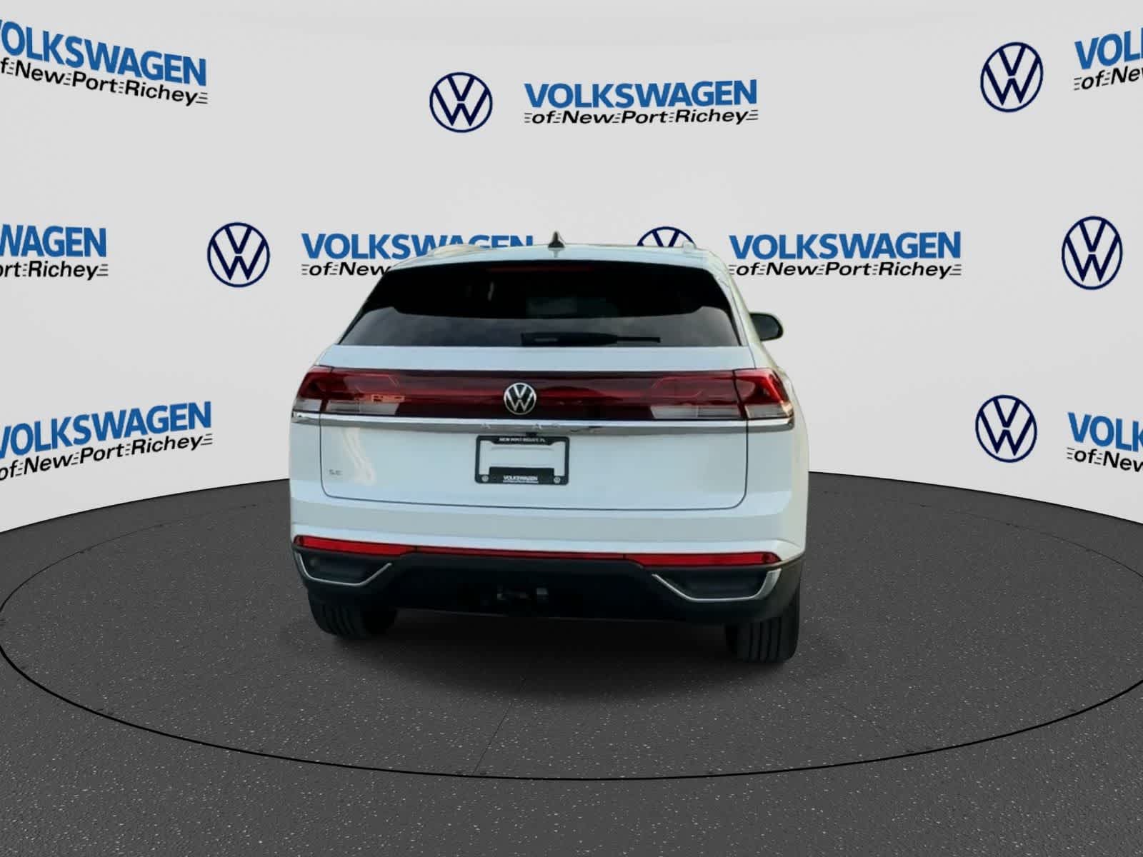 2026 Volkswagen Atlas Cross Sport 2.0T SE con tecnología