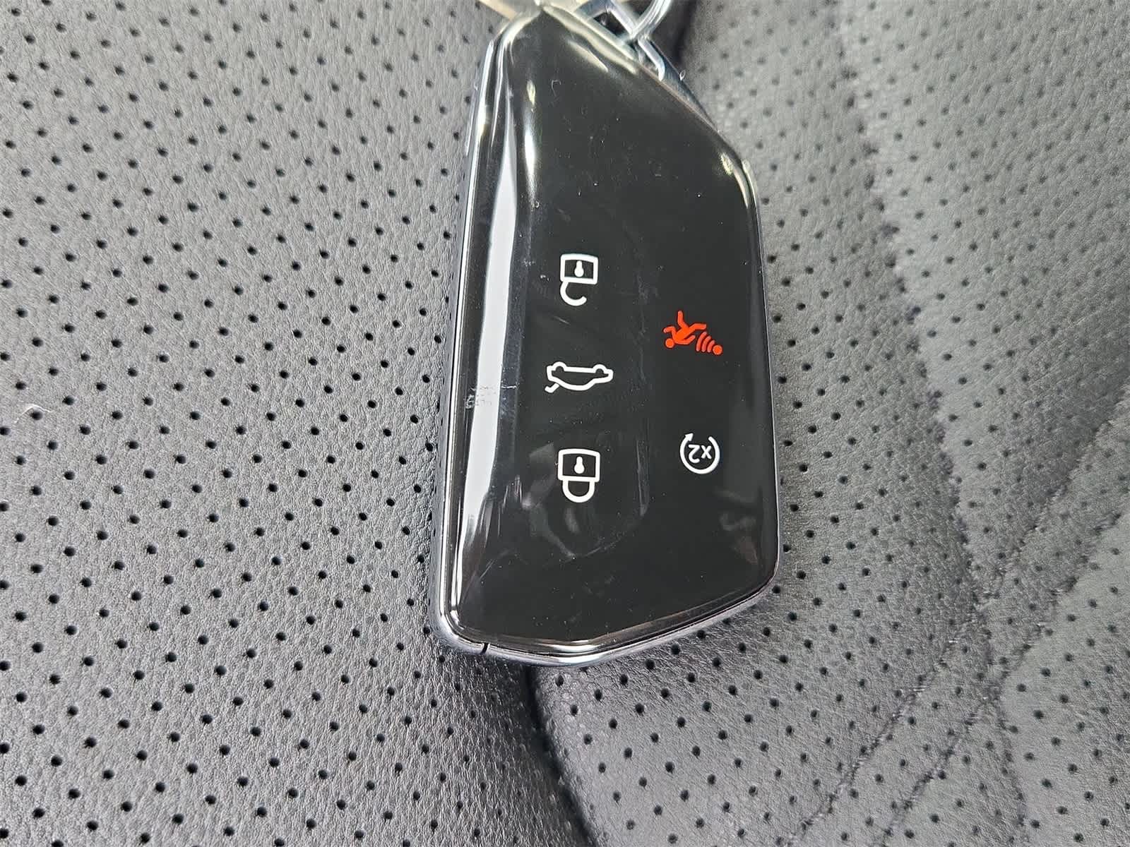 2026 Volkswagen Atlas Cross Sport 2.0T SE con tecnología