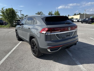 2026 Volkswagen Atlas Cross Sport 2.0T SE con tecnología