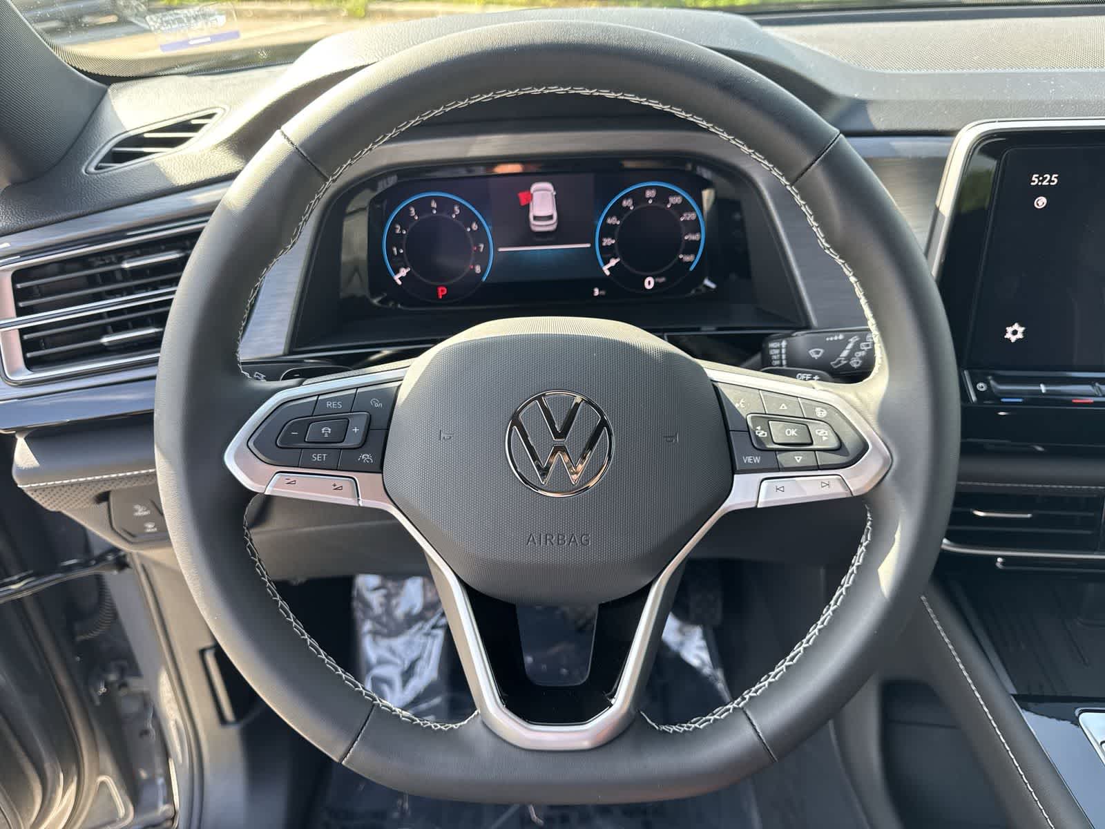 2026 Volkswagen Atlas Cross Sport 2.0T SE con tecnología