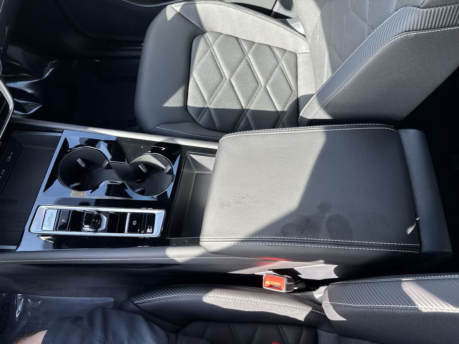 2026 Volkswagen Atlas Cross Sport 2.0T SE con tecnología