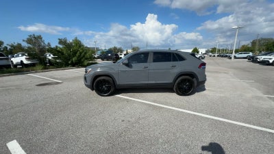 2026 Volkswagen Atlas Cross Sport 2.0T SE con tecnología