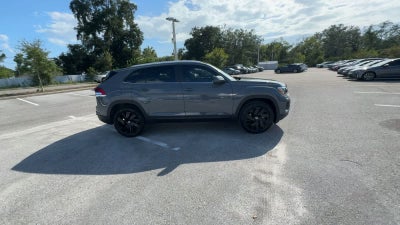 2026 Volkswagen Atlas Cross Sport 2.0T SE con tecnología