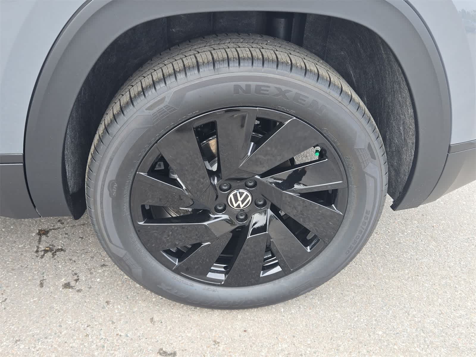 2026 Volkswagen Atlas Cross Sport 2.0T SE con tecnología