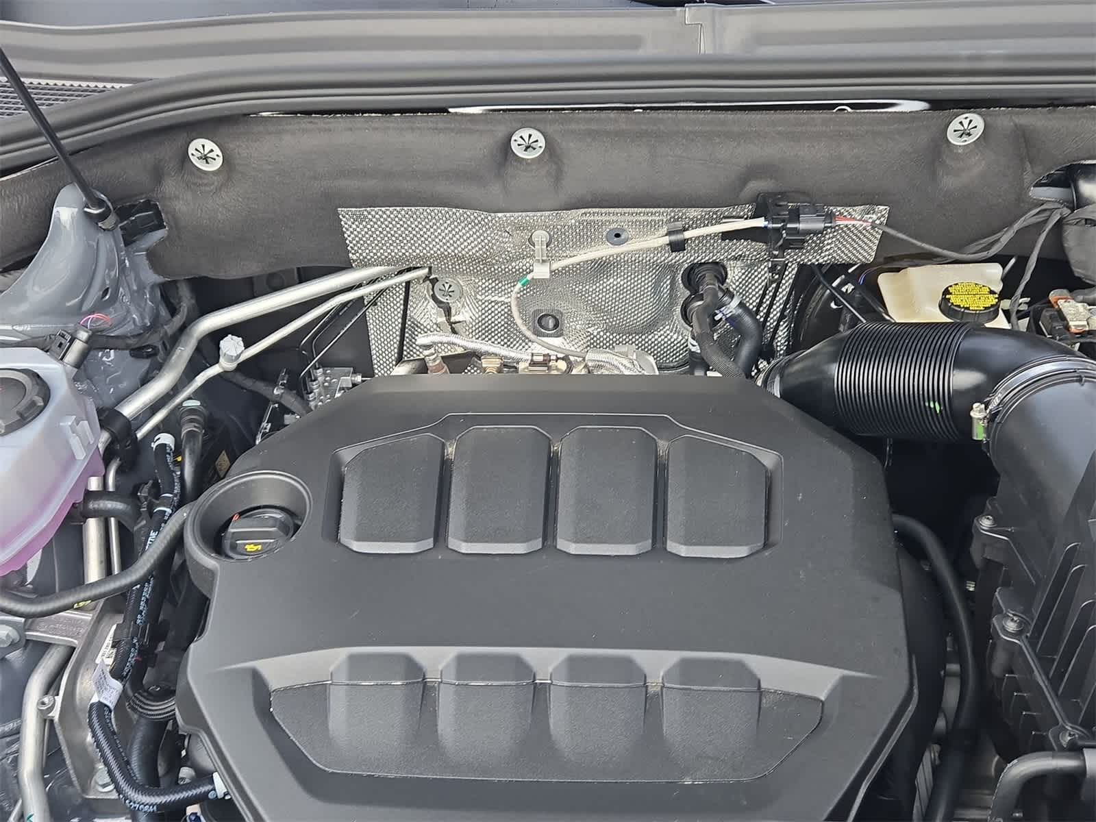 2026 Volkswagen Atlas Cross Sport 2.0T SE con tecnología