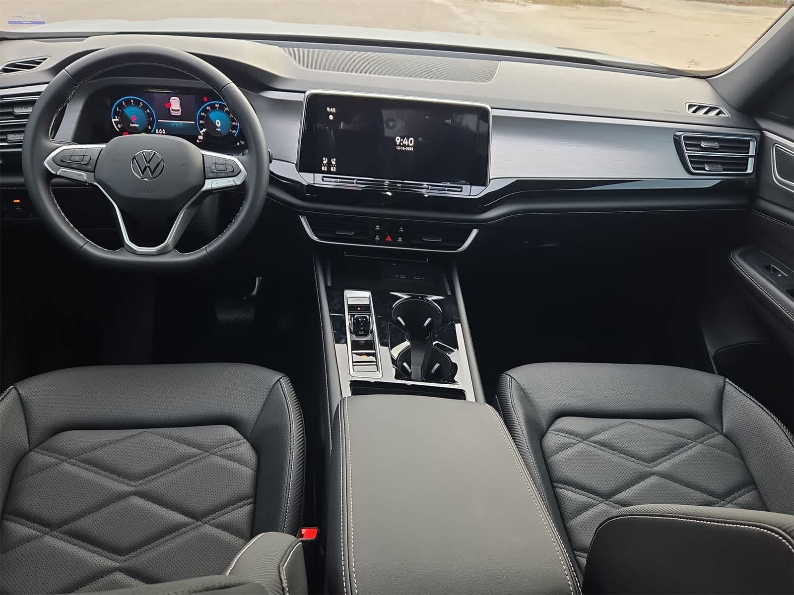 2026 Volkswagen Atlas Cross Sport 2.0T SE con tecnología