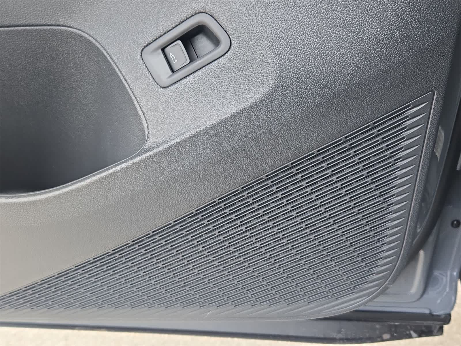 2026 Volkswagen Atlas Cross Sport 2.0T SE con tecnología