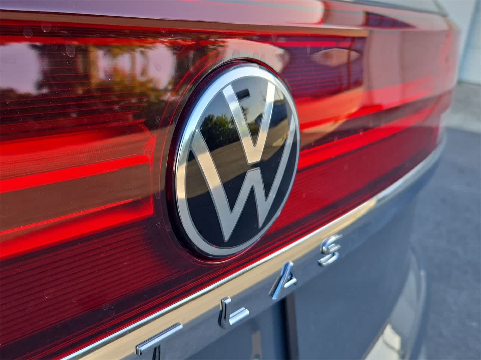 2026 Volkswagen Atlas Cross Sport 2.0T SE con tecnología