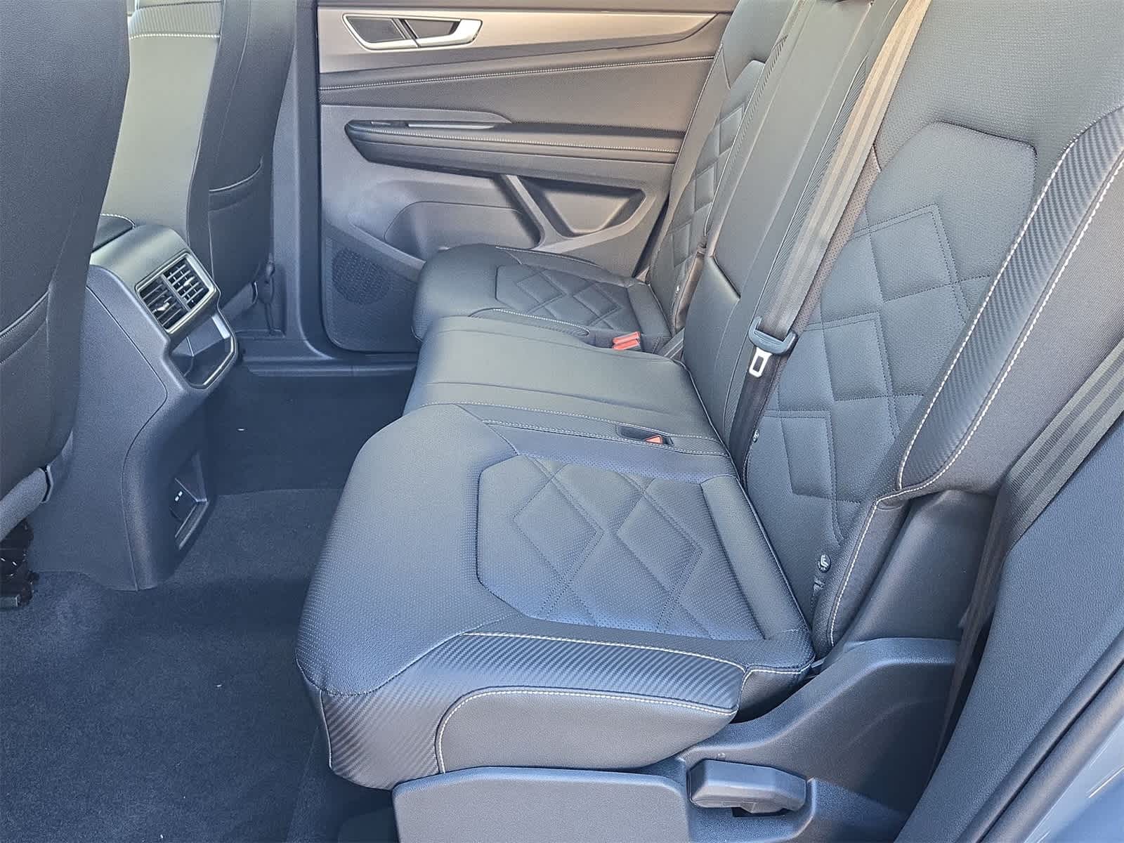 2026 Volkswagen Atlas Cross Sport 2.0T SE con tecnología