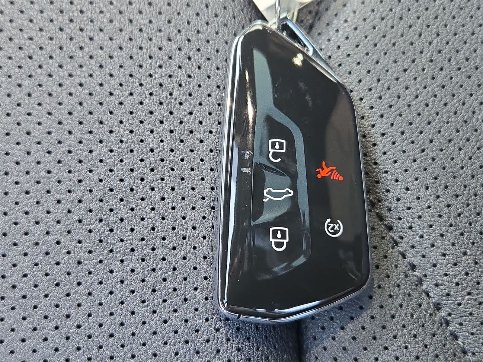 2026 Volkswagen Atlas Cross Sport 2.0T SE con tecnología