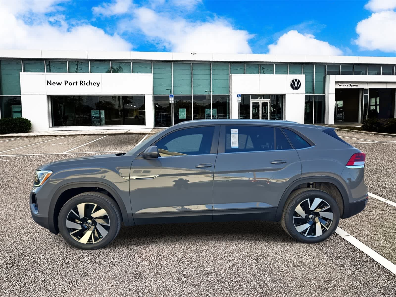 2026 Volkswagen Atlas Cross Sport 2.0T SE con tecnología