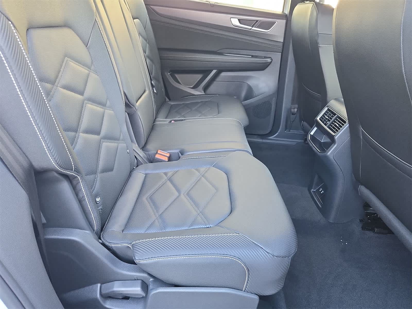 2026 Volkswagen Atlas Cross Sport 2.0T SE con tecnología