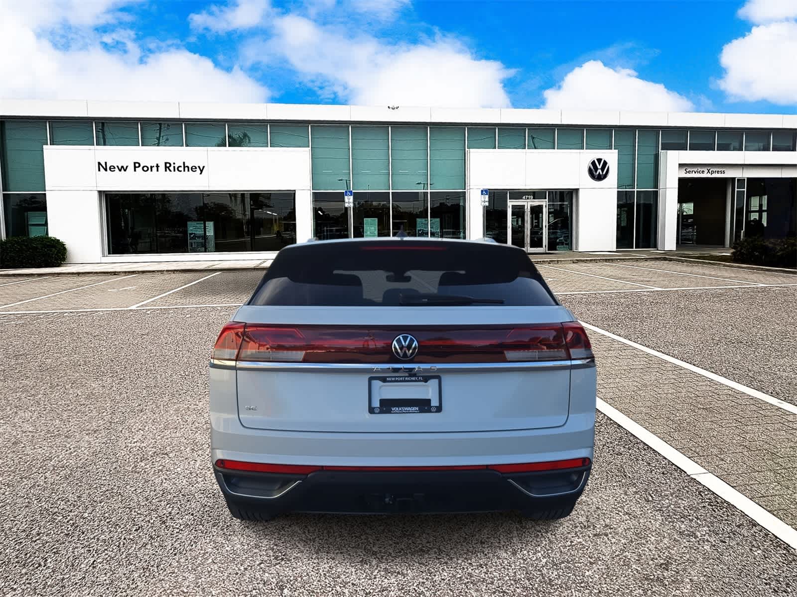 2026 Volkswagen Atlas Cross Sport 2.0T SE con tecnología