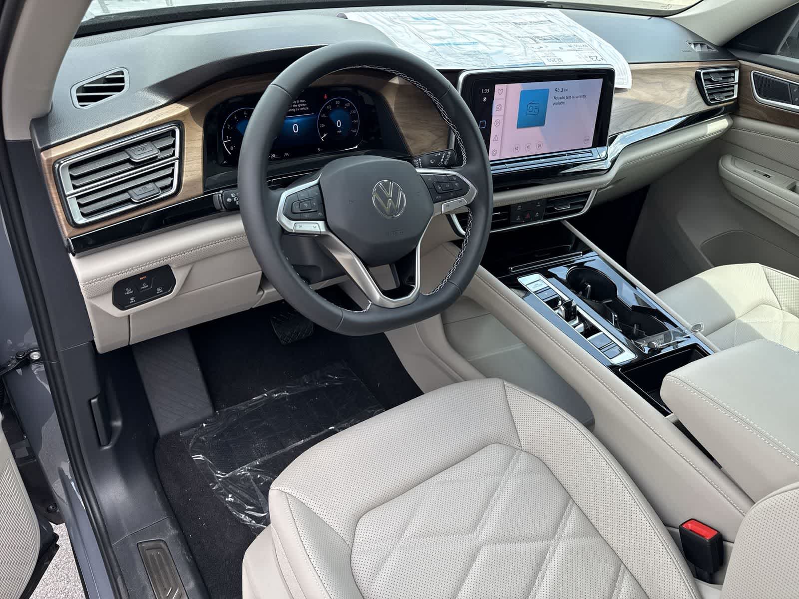 Volkswagen Atlas 2.0T SE con tecnología 2026