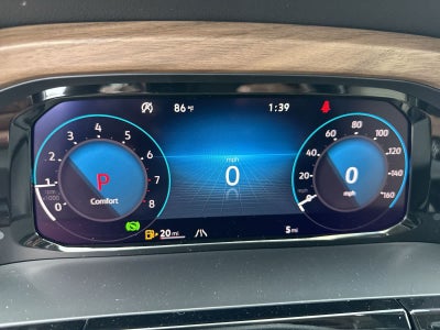 Volkswagen Atlas 2.0T SE con tecnología 2026