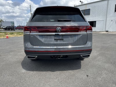 Volkswagen Atlas 2.0T SE con tecnología 2026
