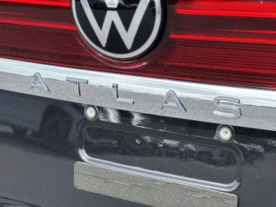 Volkswagen Atlas 2.0T SE con tecnología 2026