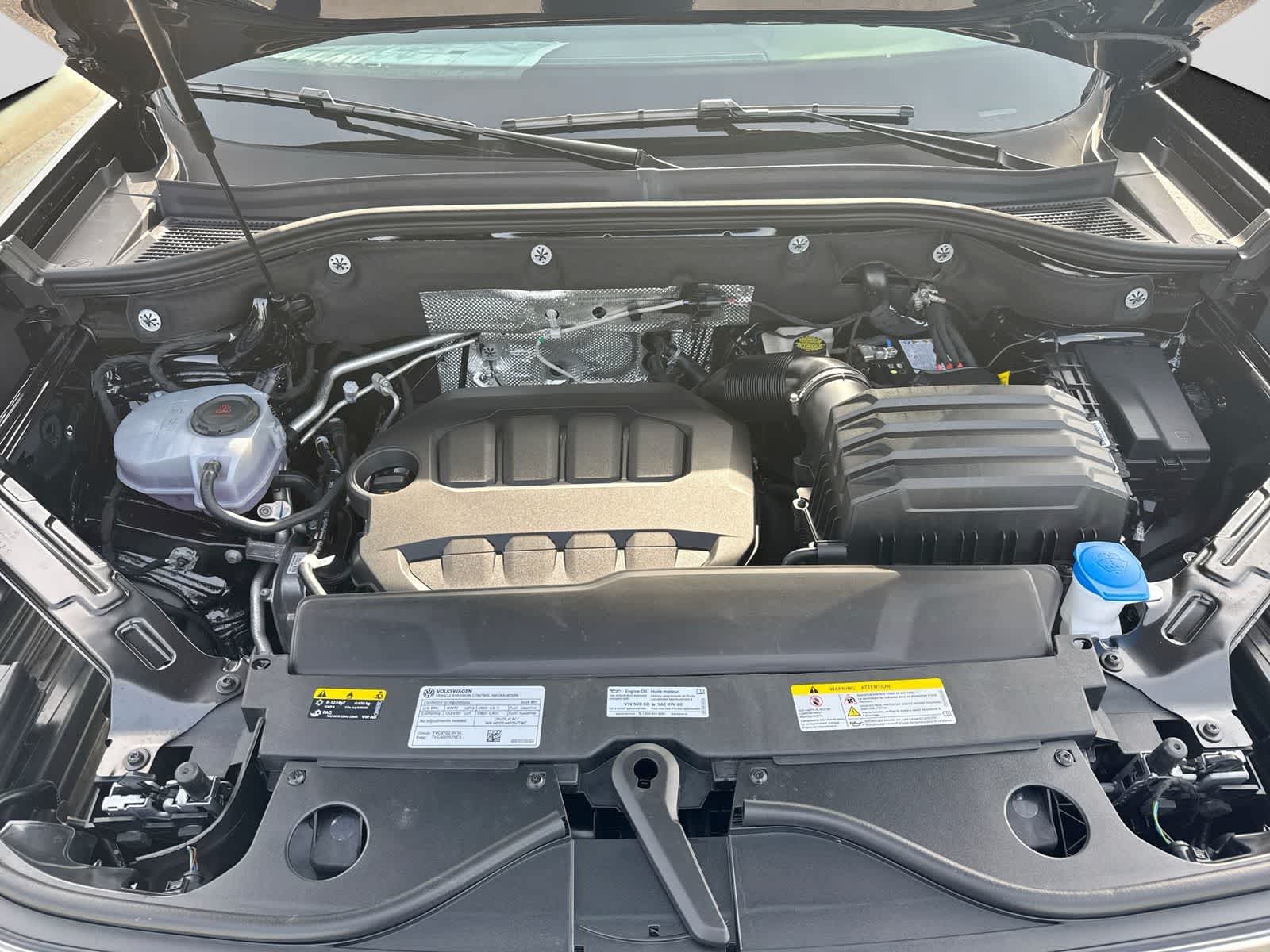 Volkswagen Atlas 2.0T SE con tecnología 2026