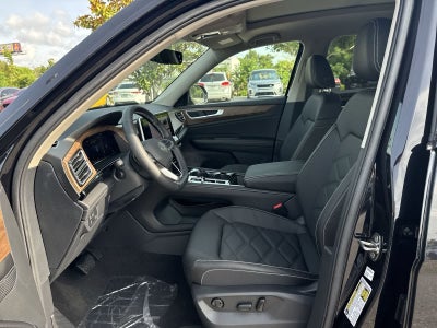 Volkswagen Atlas 2.0T SE con tecnología 2026