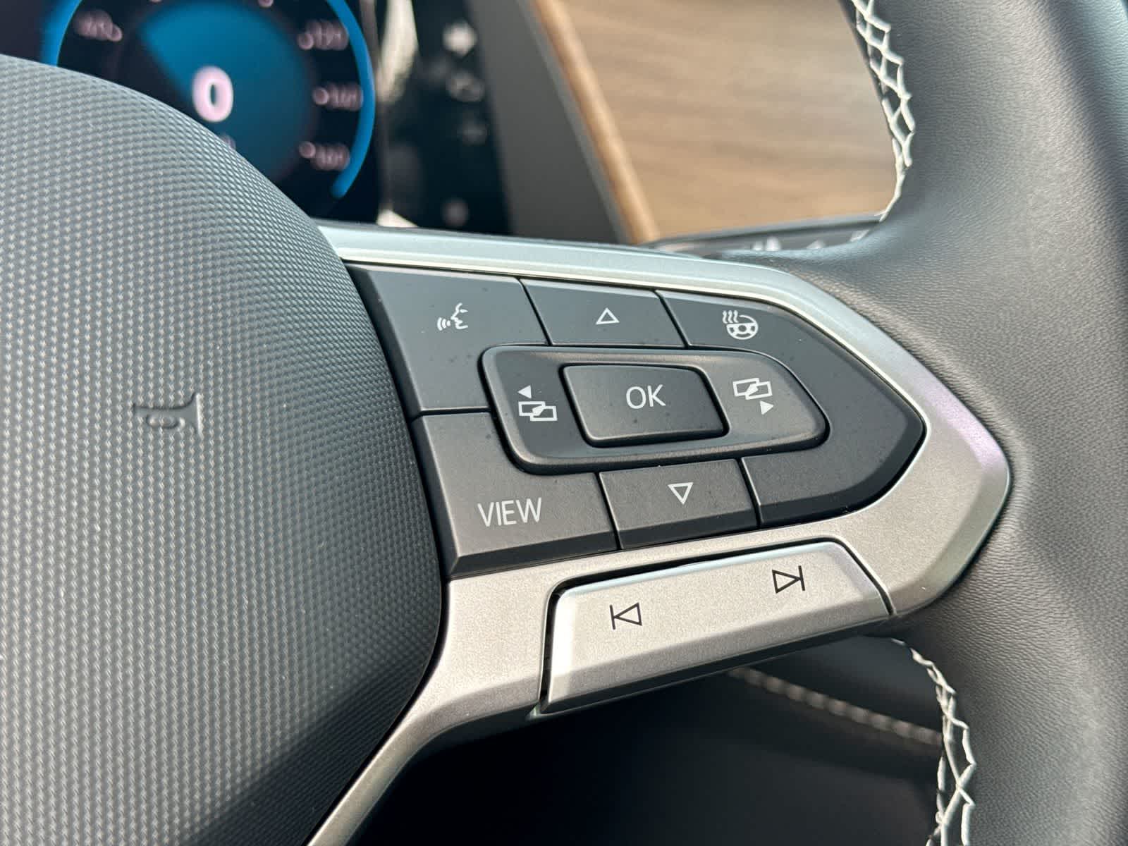 Volkswagen Atlas 2.0T SE con tecnología 2026