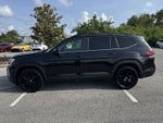 Volkswagen Atlas 2.0T SE con tecnología 2026