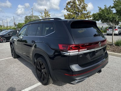 Volkswagen Atlas 2.0T SE con tecnología 2026
