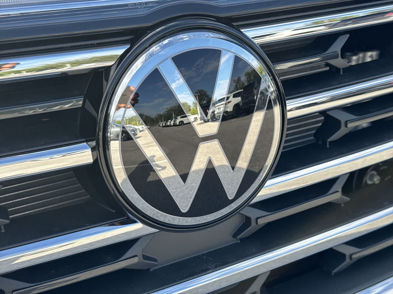Volkswagen Atlas 2.0T SE con tecnología 2026