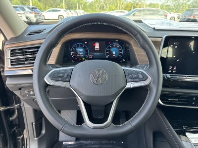 Volkswagen Atlas 2.0T SE con tecnología 2026
