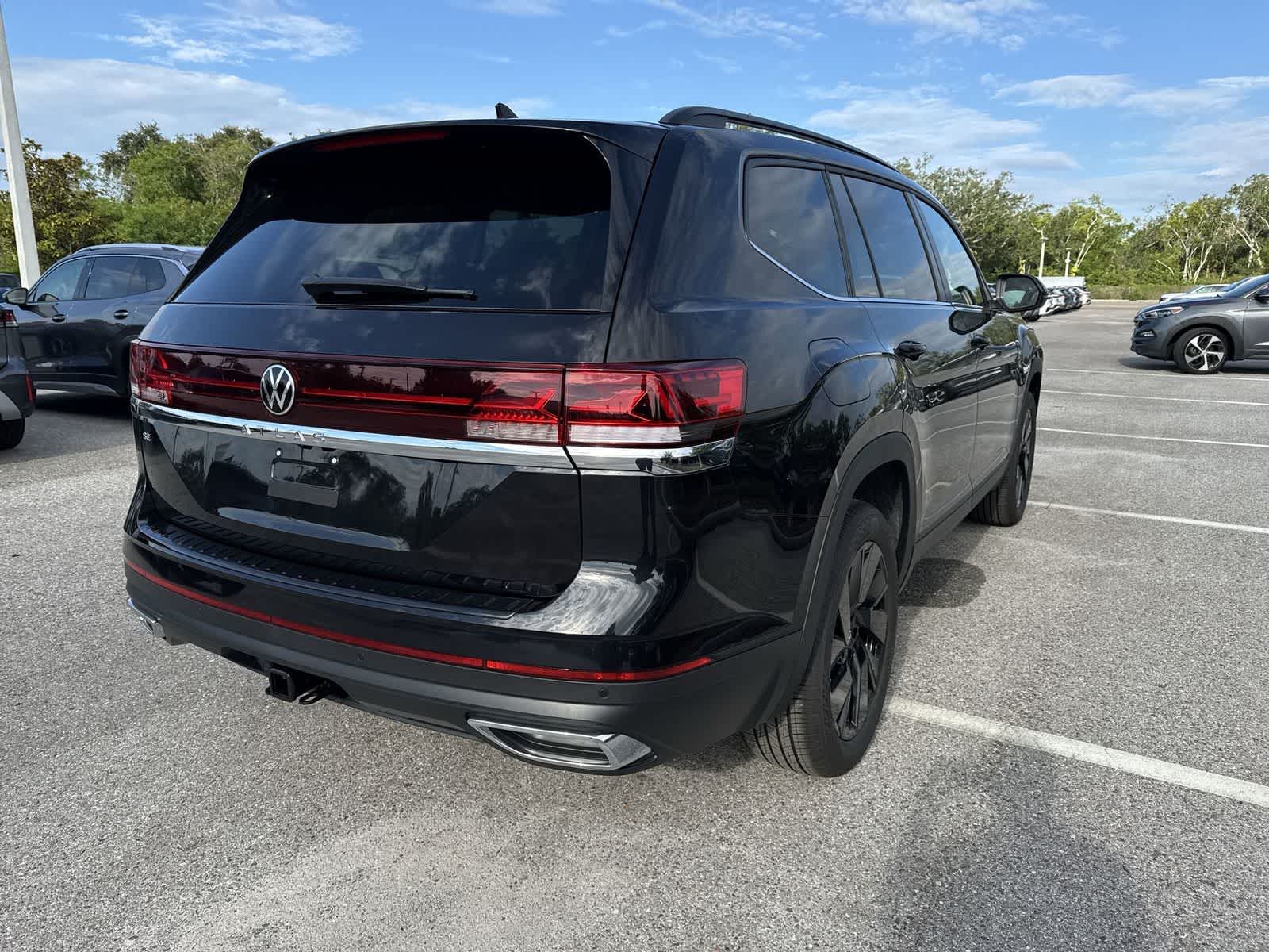 Volkswagen Atlas 2.0T SE con tecnología 2026