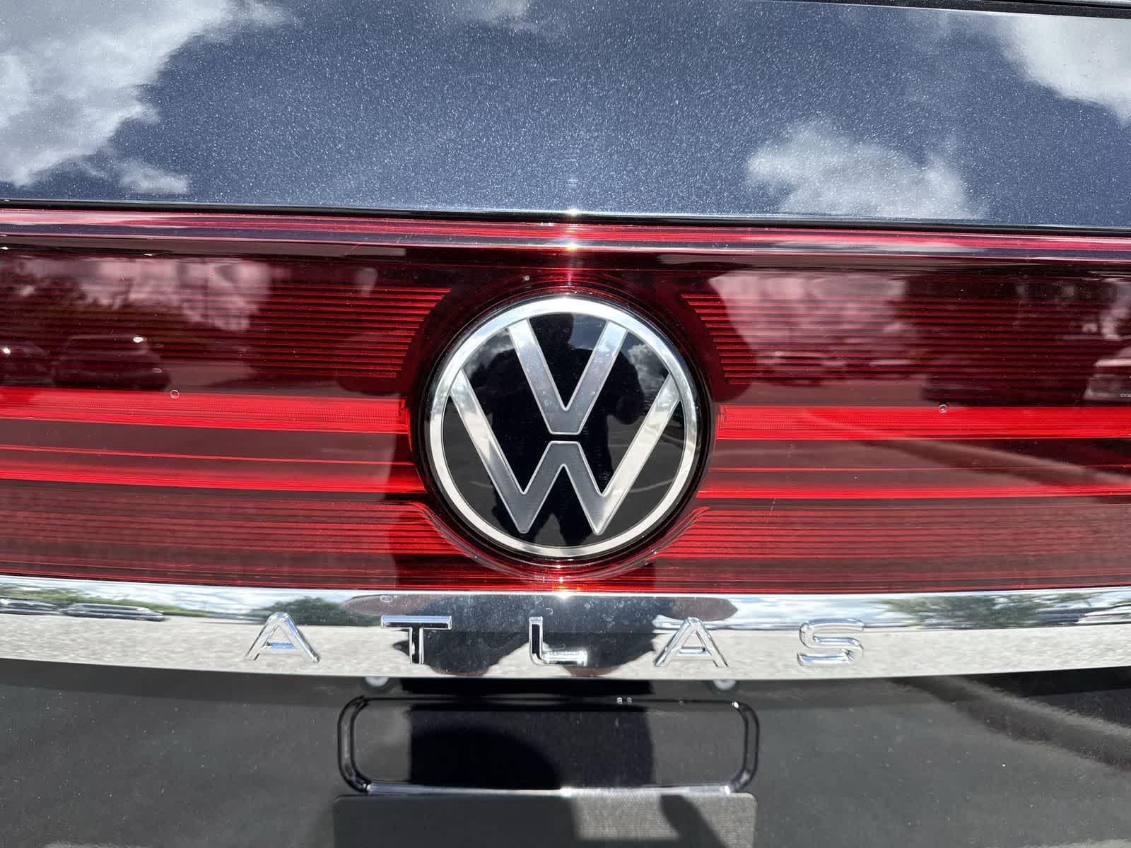Volkswagen Atlas 2.0T SE con tecnología 2026