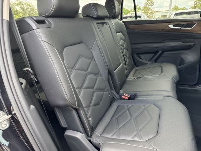 Volkswagen Atlas 2.0T SE con tecnología 2026