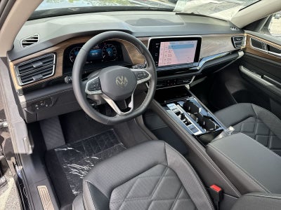 Volkswagen Atlas 2.0T SE con tecnología 2026