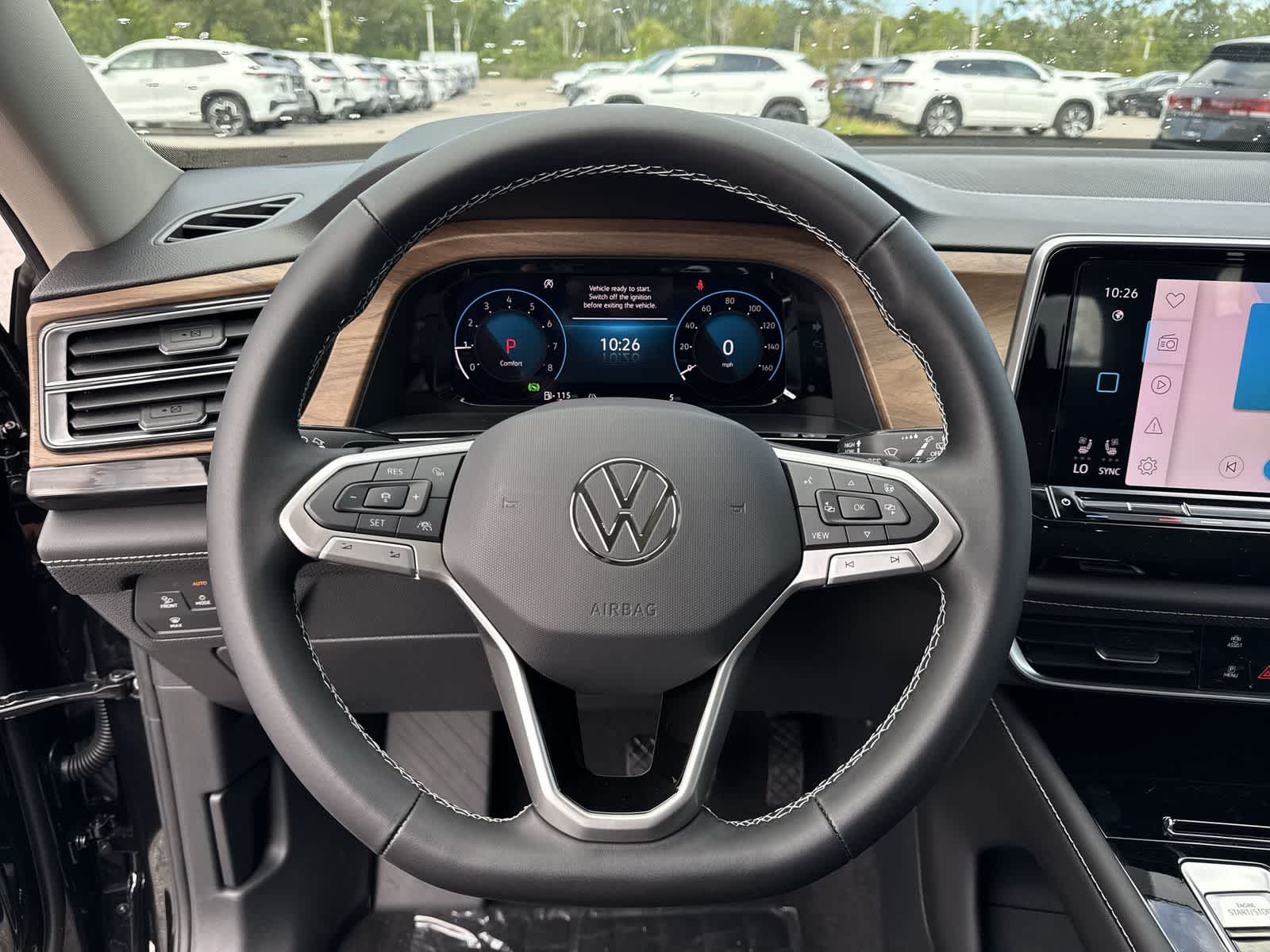 Volkswagen Atlas 2.0T SE con tecnología 2026