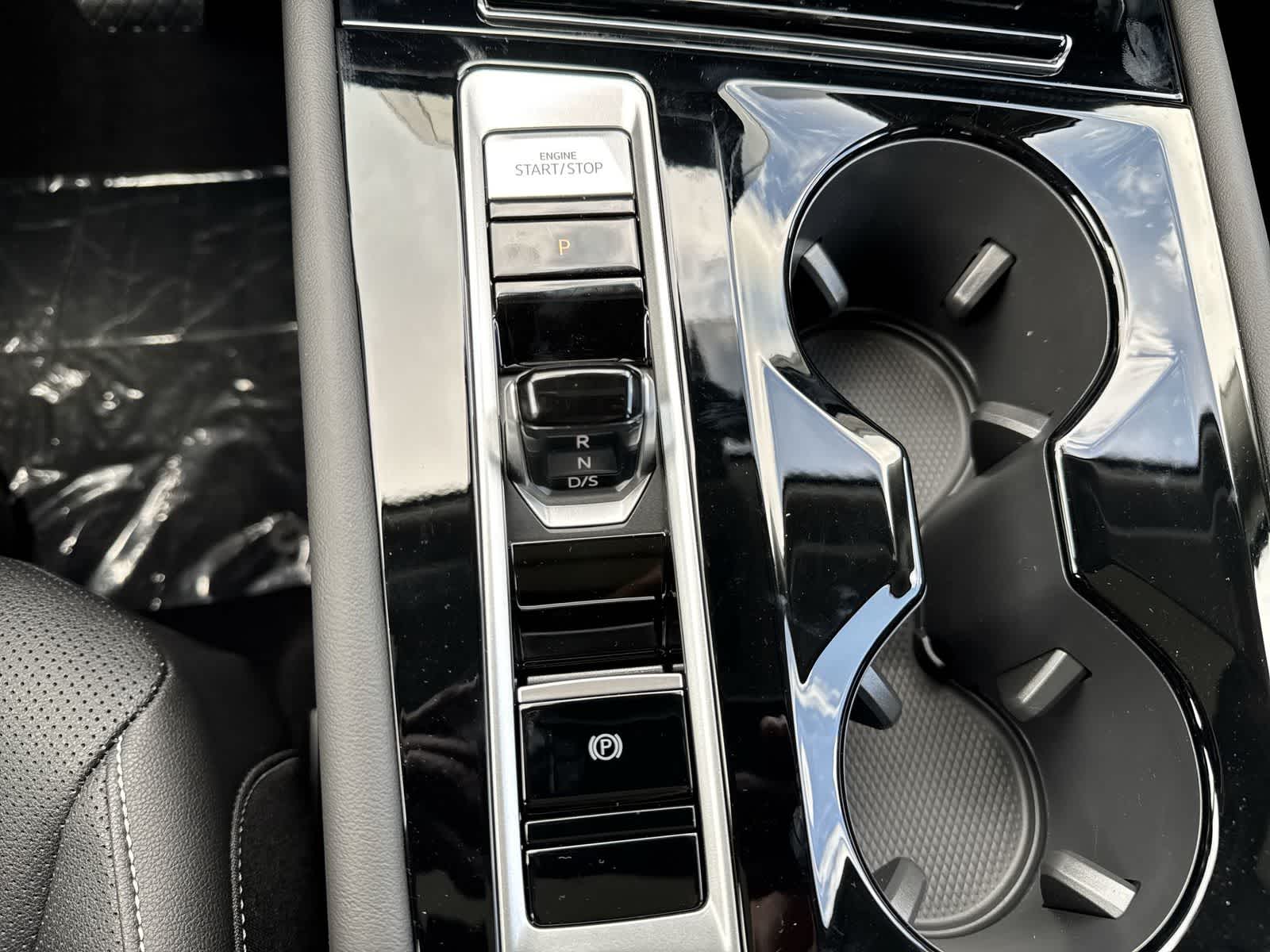 Volkswagen Atlas 2.0T SE con tecnología 2026