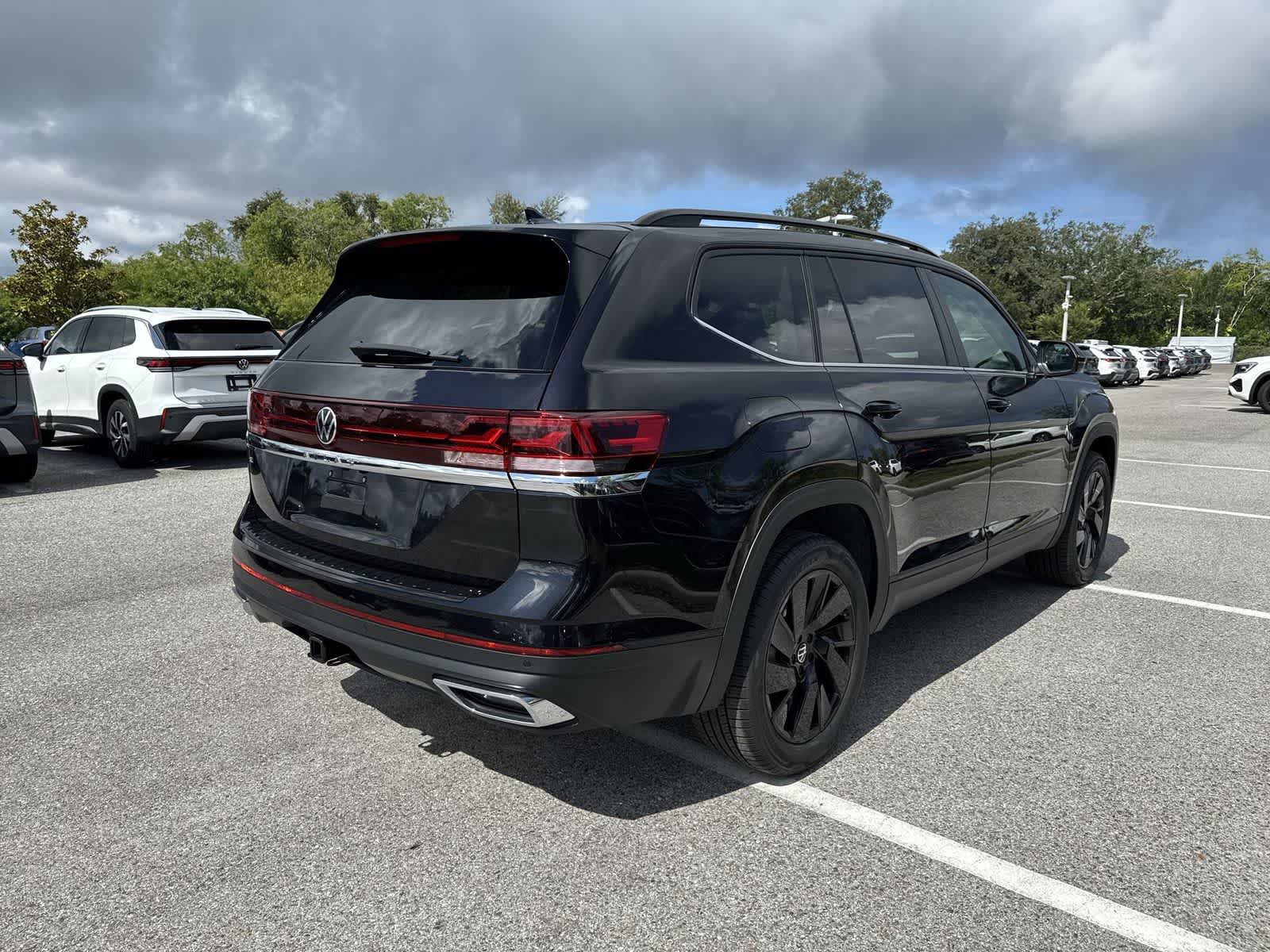 Volkswagen Atlas 2.0T SE con tecnología 2026