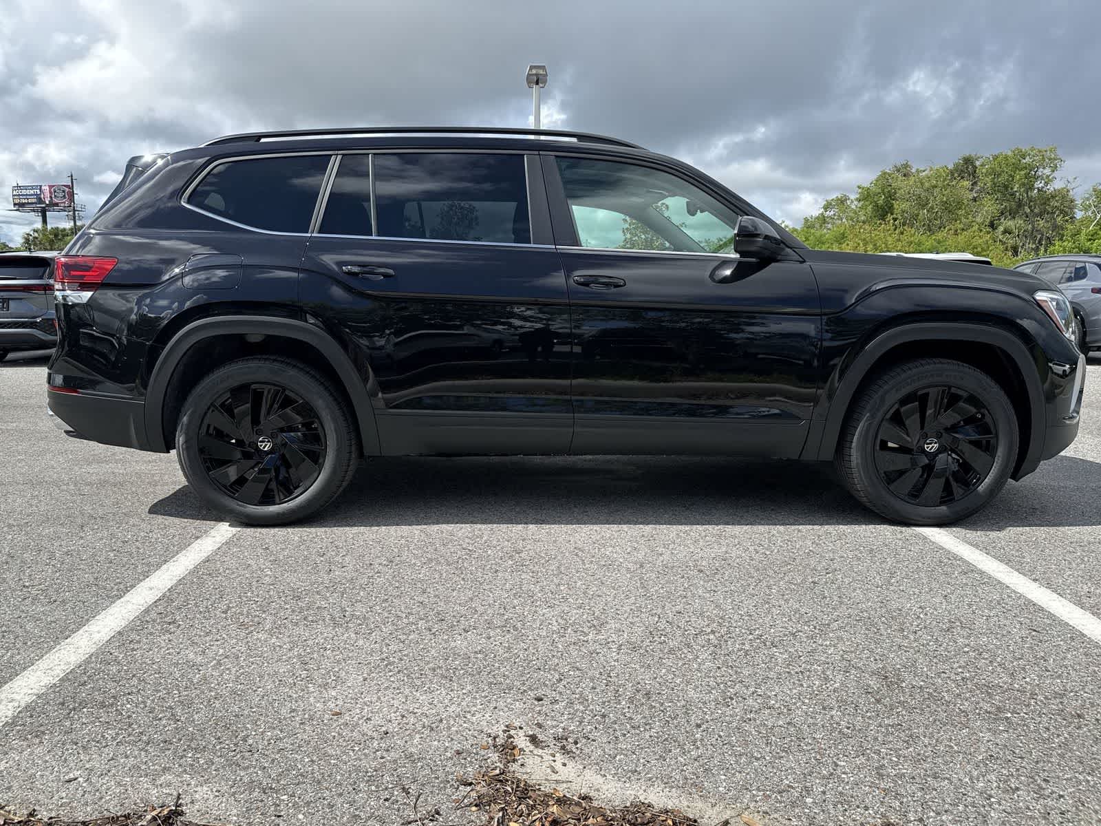 Volkswagen Atlas 2.0T SE con tecnología 2026