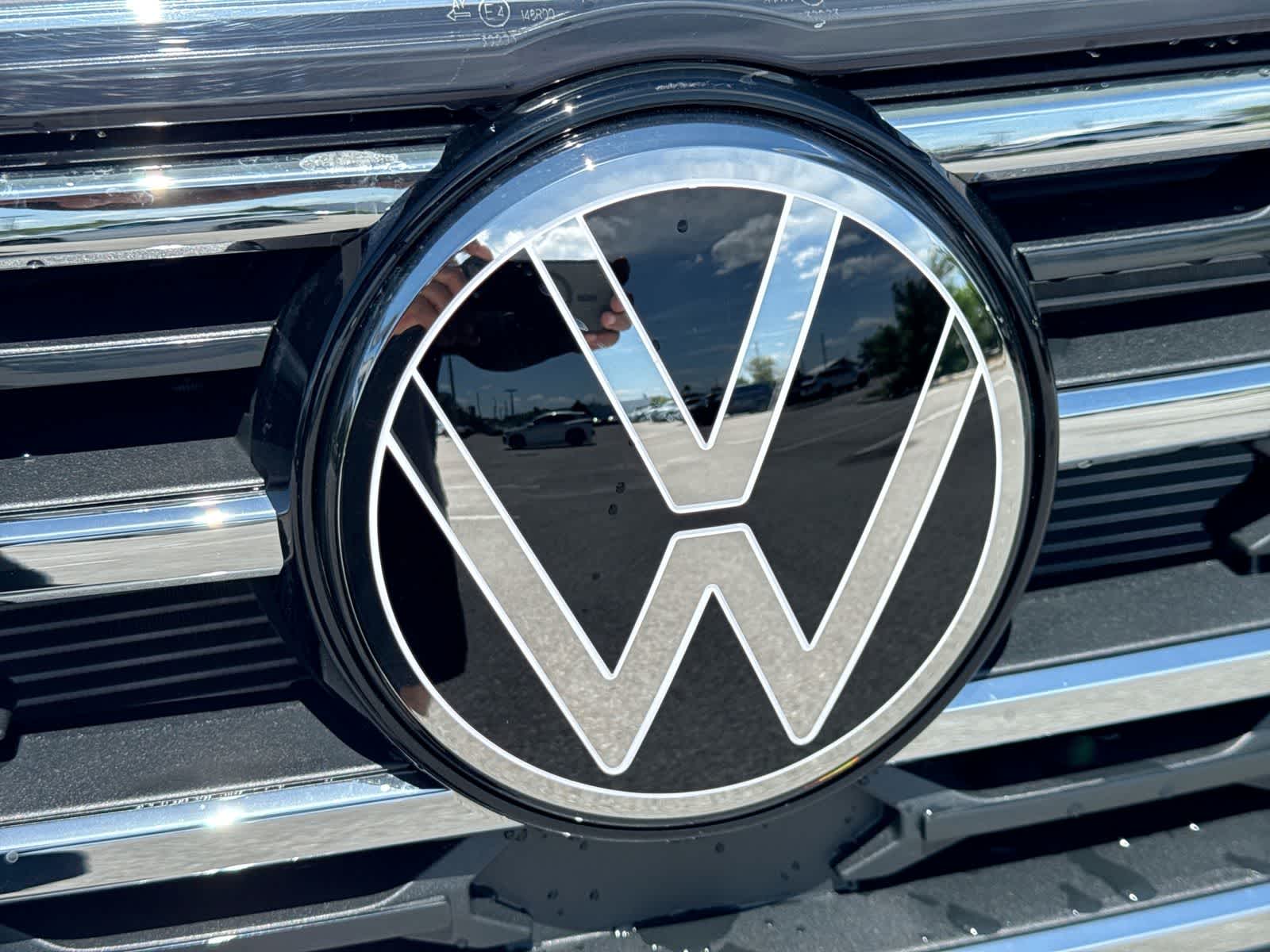 Volkswagen Atlas 2.0T SE con tecnología 2026