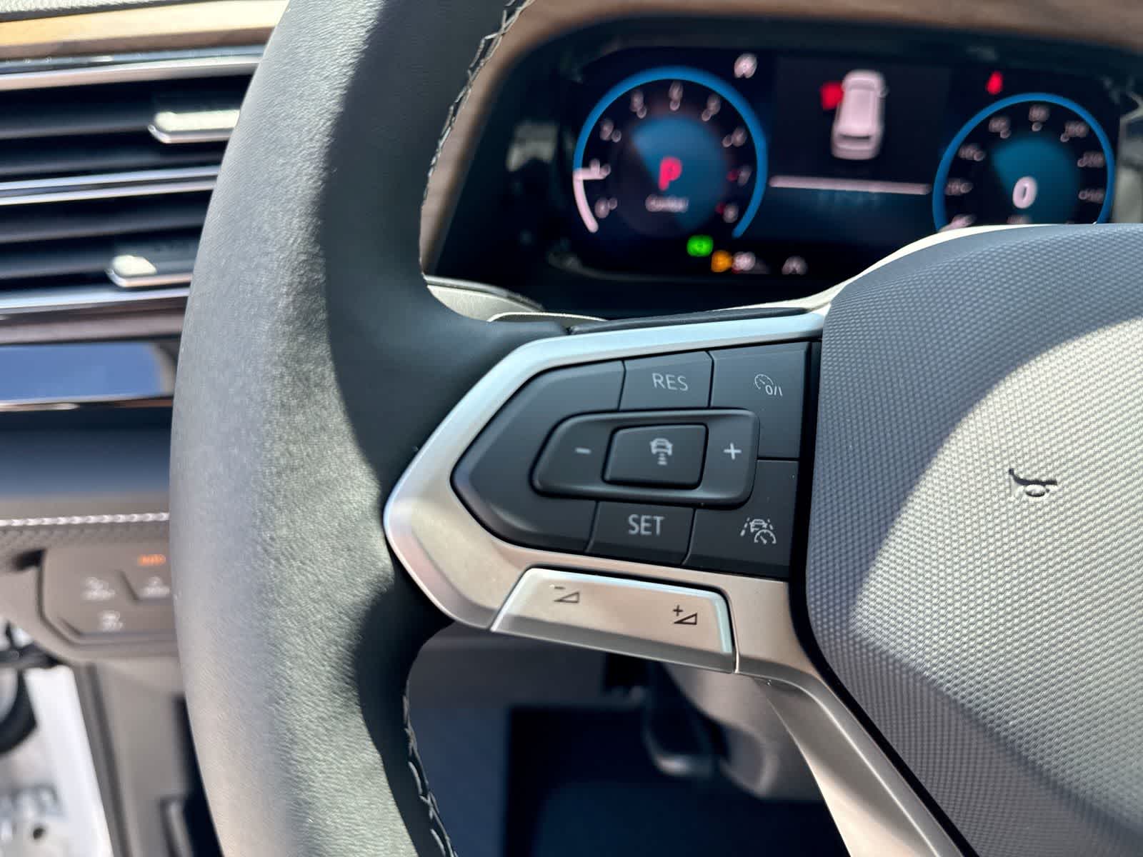 Volkswagen Atlas 2.0T SE con tecnología 2026