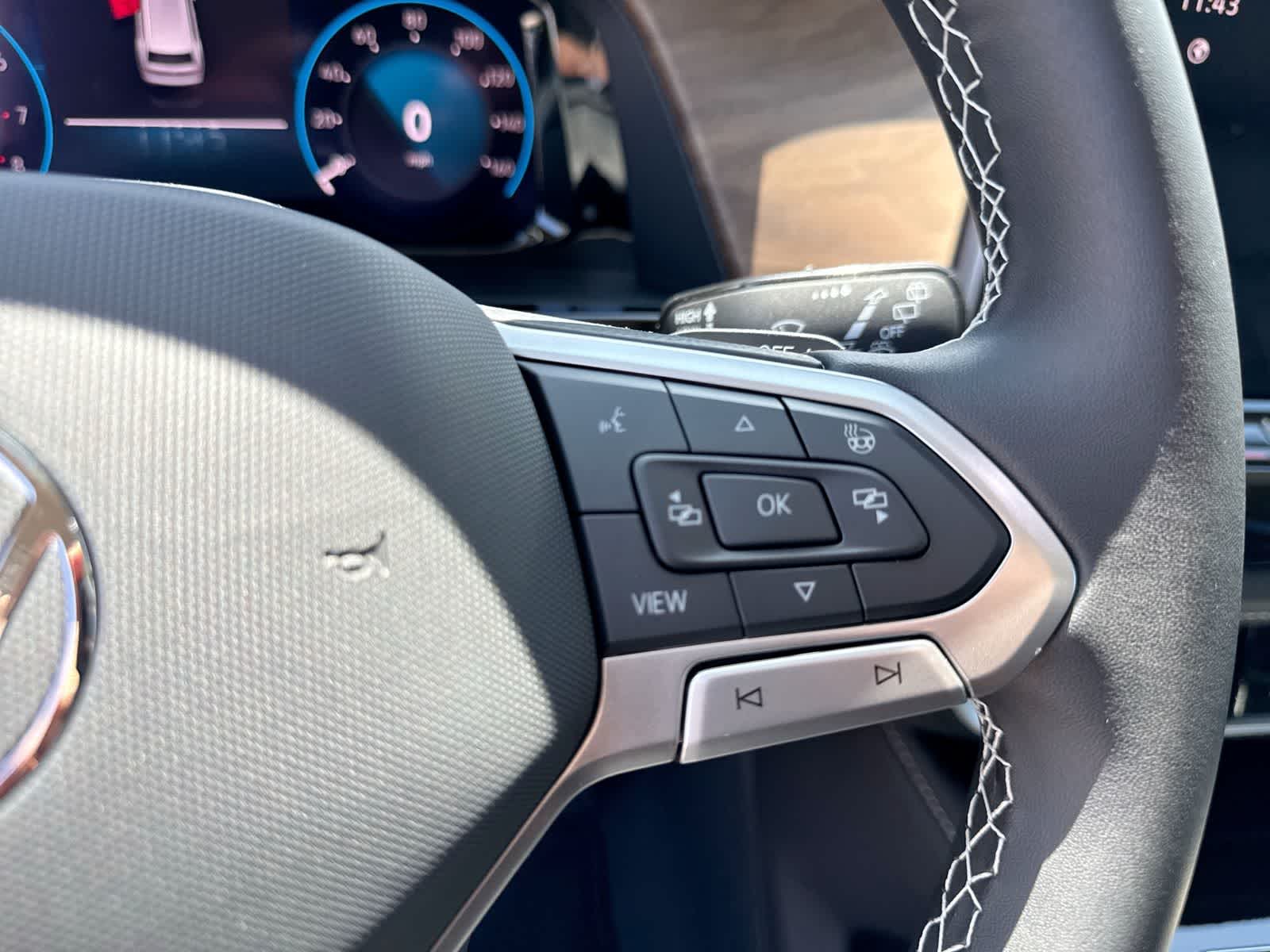 Volkswagen Atlas 2.0T SE con tecnología 2026