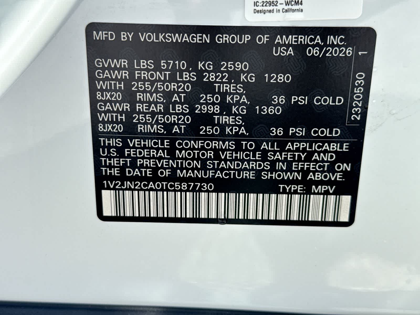 Volkswagen Atlas 2.0T SE con tecnología 2026