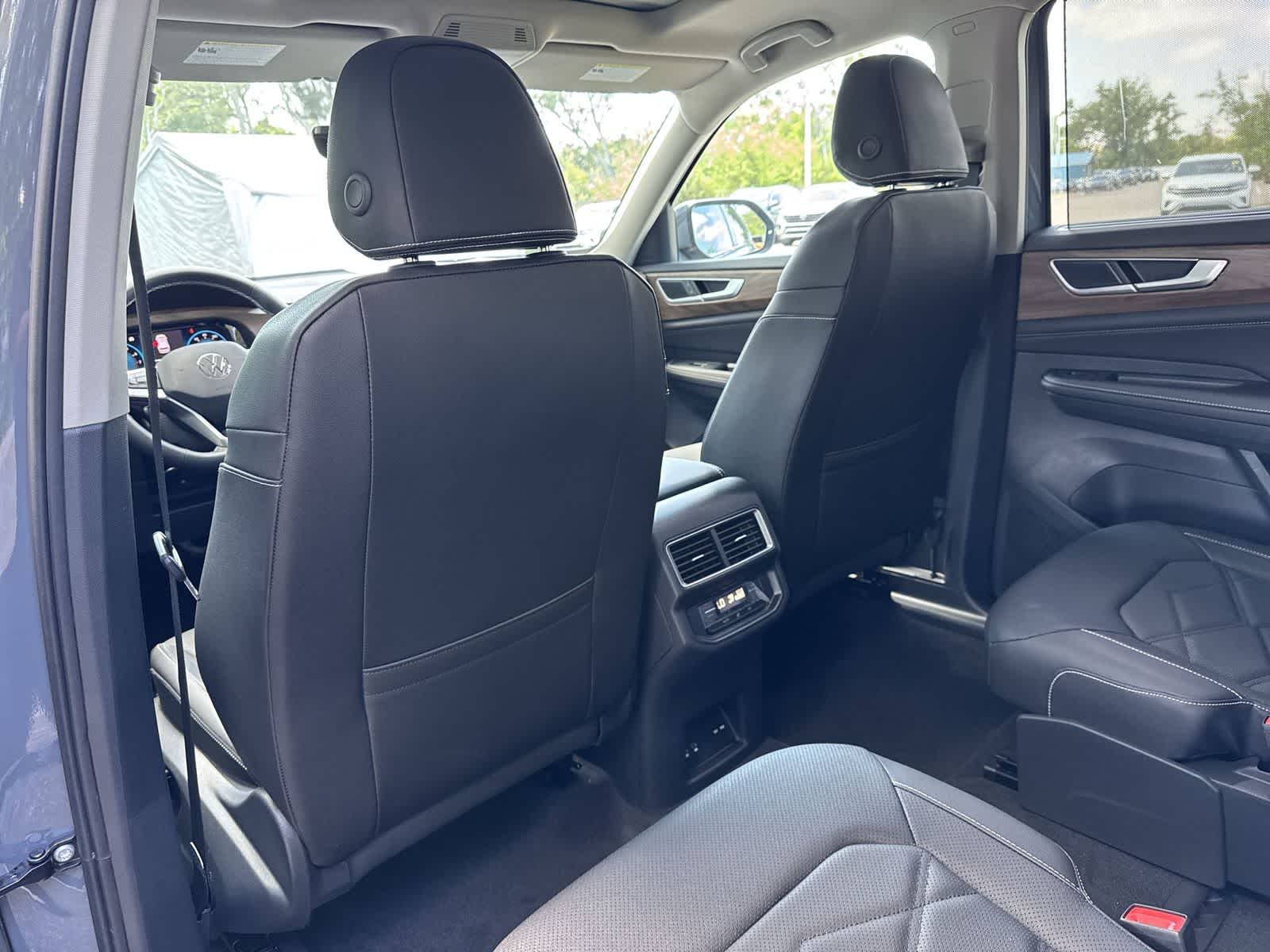 Volkswagen Atlas 2.0T SE con tecnología 2026
