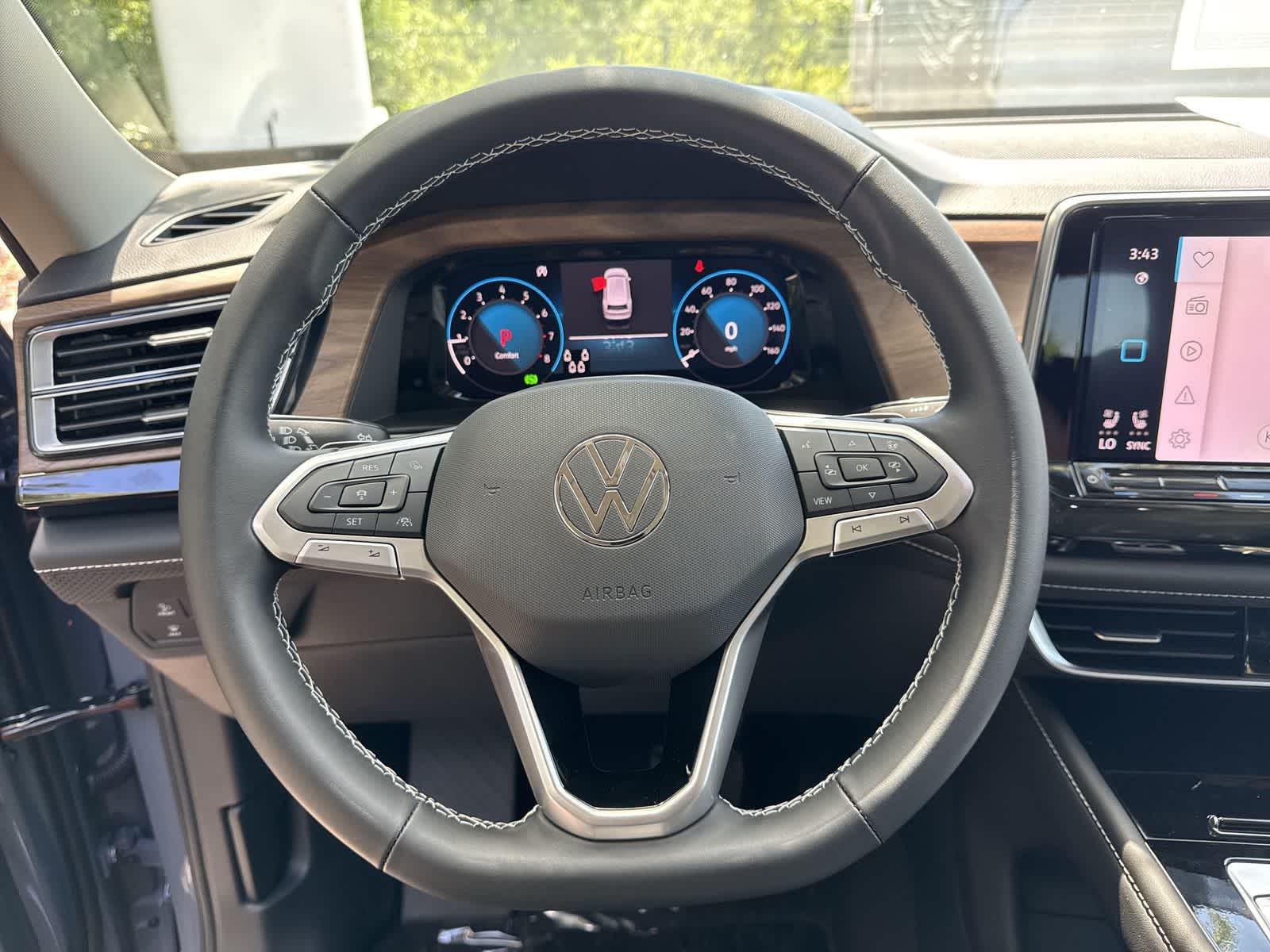 Volkswagen Atlas 2.0T SE con tecnología 2026