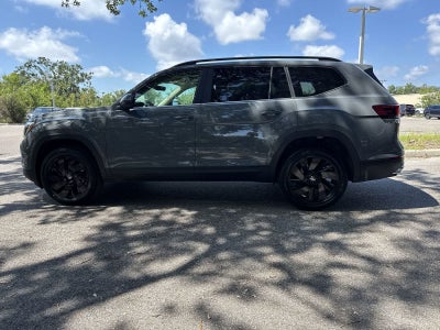 Volkswagen Atlas 2.0T SE con tecnología 2026